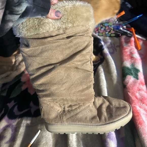 Skechers Tan Suede Boots - Picture 1 of 1